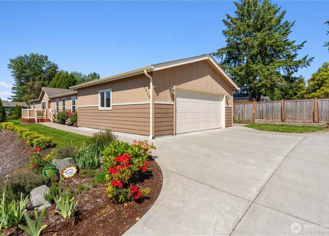 Property at 3516 Meadowbrook Ln SE, Lacey, WA 98503, 4 beds, 2 baths