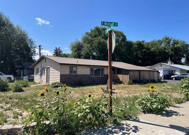 Property at 407 S Walnut St, Ellensburg, WA 98926, 3 beds, 2 baths