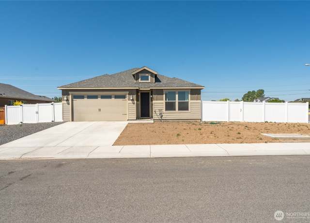 Property at 1019 Hilltop Ave NE, Quincy, WA 98848, 3 beds, 2 baths