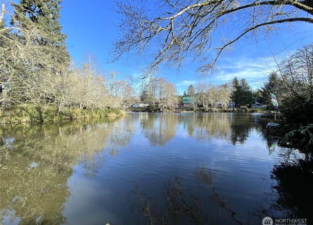 Property at 824 Catala Ave SE, Ocean Shores, WA 98569, 2 beds, 1 bath
