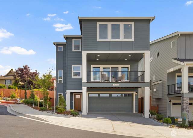 Property at 4132 220th Pl SE, Bothell, WA 98021, 4 beds, 3.5 baths