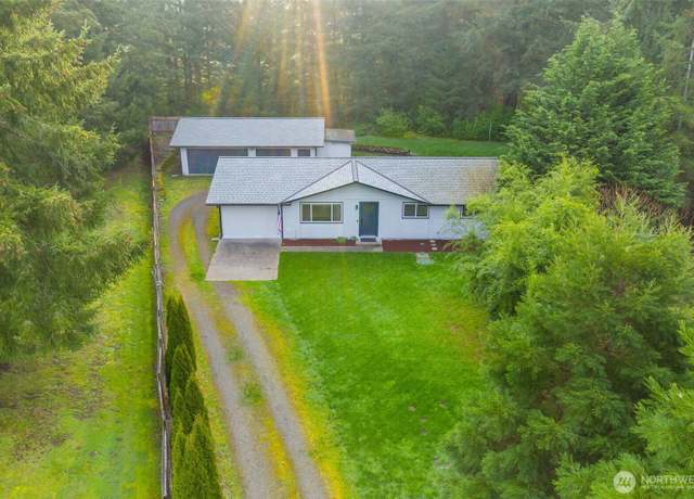 Property at 6608 Summerset Ct SE, Olympia, WA 98513, 3 beds, 2 baths
