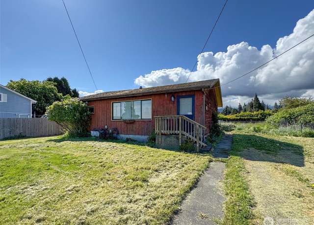 Property at 2220 E Fourth Ave, Port Angeles, WA 98362, 2 beds, 1 bath