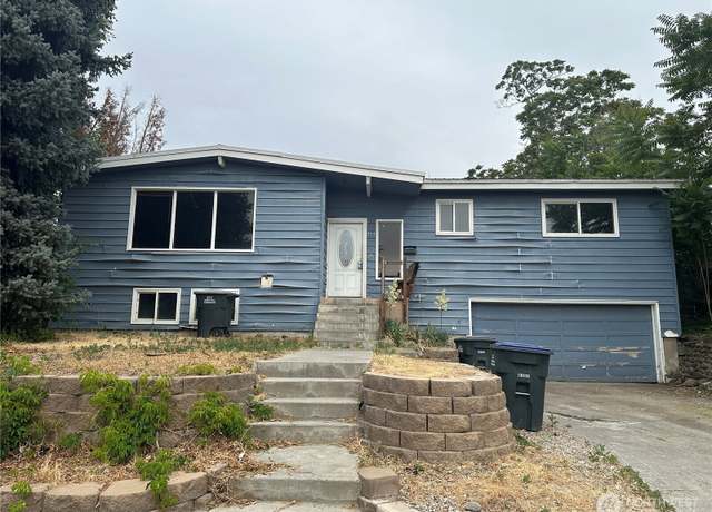 Property at 953 Garden Dr, Moses Lake, WA 98837, 3 beds, 2 baths