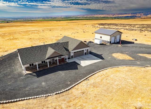 Property at 13875 RD Q.4 NW, Quincy, WA 98848, 3 beds, 2.5 baths