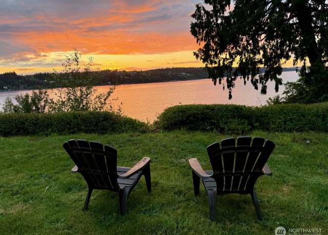 Property at 5222 East Harbor Rd, Freeland, WA 98249, 2 beds, 1 bath