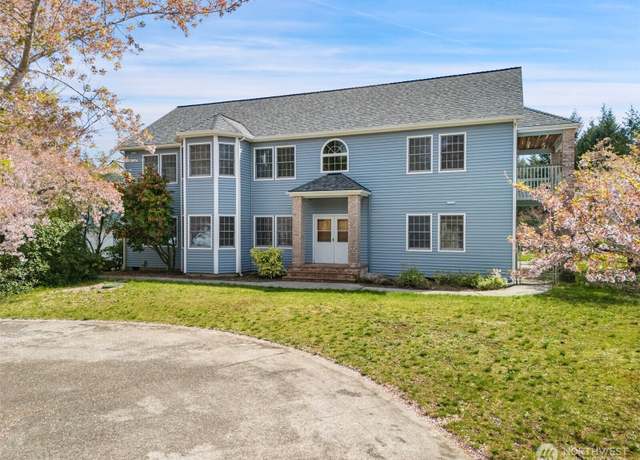 Property at 145 E Falcon Ct, Shelton, WA 98584, 3 beds, 3 baths
