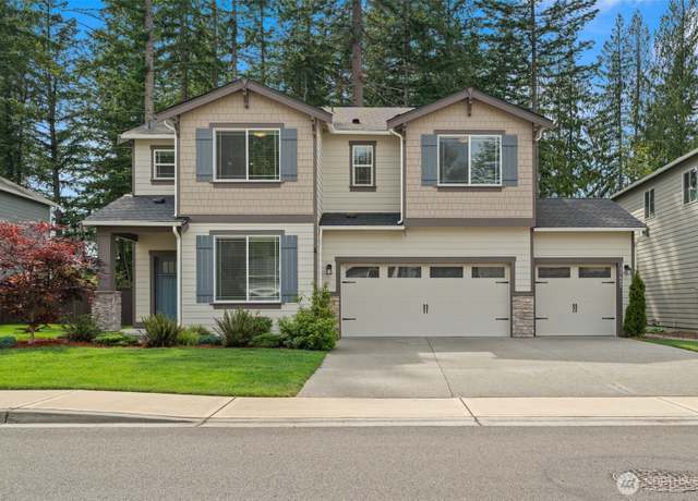 Property at 17602 Crossing Dr E, Puyallup, WA 98374, 4 beds, 2.5 baths