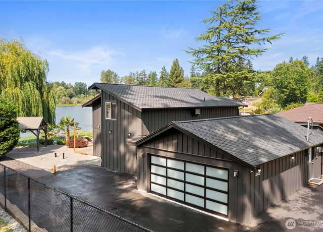 Property at 4402 S 376th St, Auburn, WA 98001, 2 beds, 2 baths