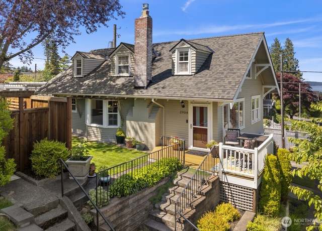Property at 2908 N Warner St, Tacoma, WA 98407, 3 beds, 2 baths