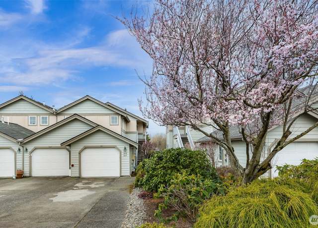 Property at 549 W Kellogg Rd, Bellingham, WA 98226, 3 beds, 2 baths
