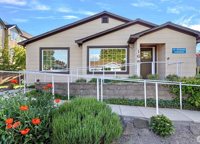 Property at 168 Pine Ave, Snohomish, WA 98290, 3 beds, 1.5 baths