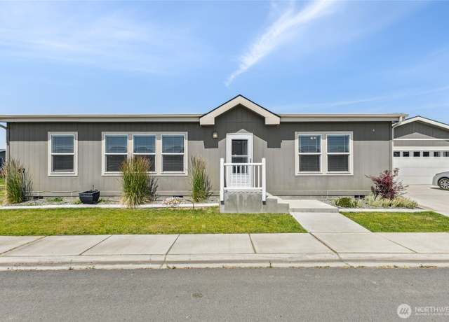 Property at 1701 E Burr Ave #67, Moses Lake, WA 98837, 3 beds, 2 baths