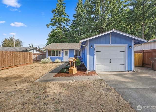 Property at 2025 E 62nd St, Tacoma, WA 98404, 3 beds, 1 bath