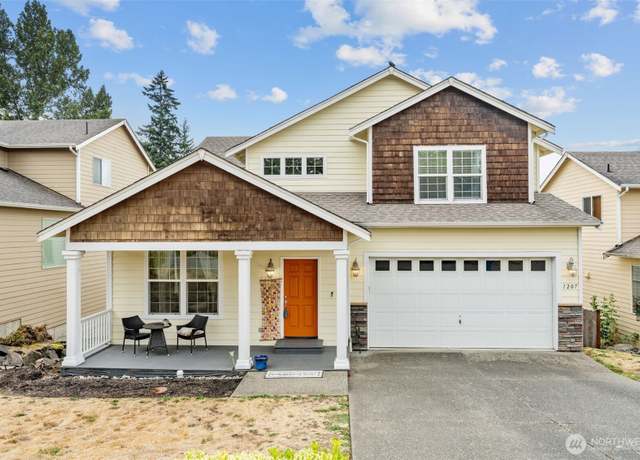 Property at 1207 10th Ave, Milton, WA 98354, 6 beds, 4 baths