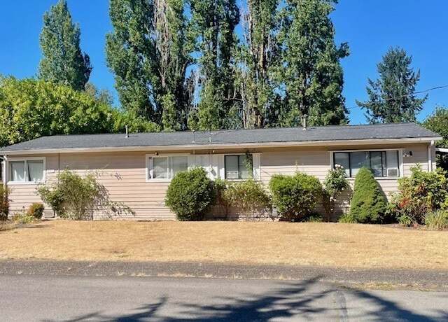 Property at 651 Index Pl NE, Renton, WA 98058, 4 beds, 2 baths