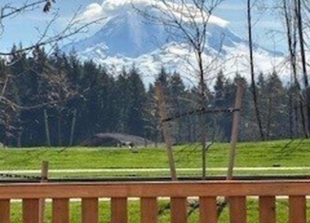 Property at 17963 139th Avenue Ct E, Puyallup, WA 98374, 4 beds, 2.5 baths