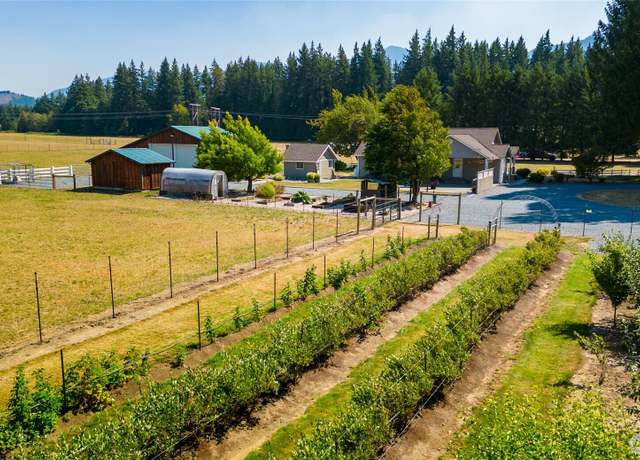 Property at 7095 N Wilde Rd, Concrete, WA 98237, 5 beds, 3.5 baths