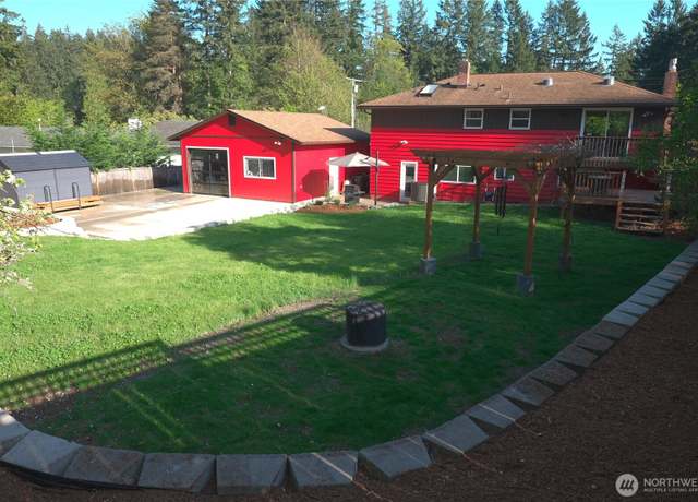 Property at 17812 SE 146th St, Renton, WA 98059, 4 beds, 3 baths