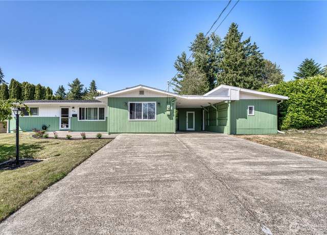 Property at 738 Wallin St, Bremerton, WA 98310, 3 beds, 1.5 baths