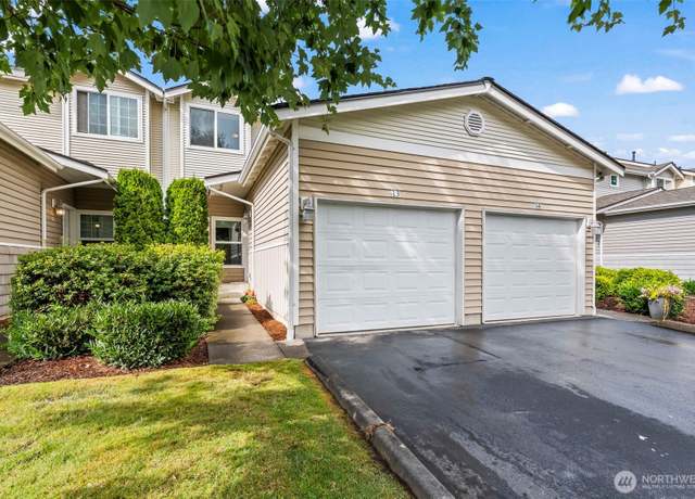 Property at 617 7th St SE #13, Puyallup, WA 98372, 2 beds, 2.5 baths