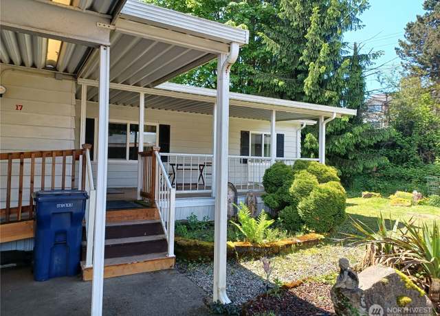 Property at 815 124th St SW #17, Everett, WA 98204, 3 beds, 2 baths