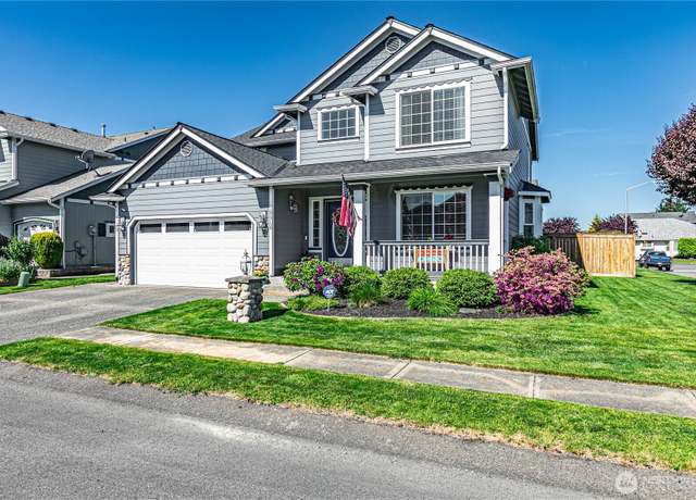 Property at 17716 25th Ave E, Tacoma, WA 98445, 3 beds, 2.5 baths