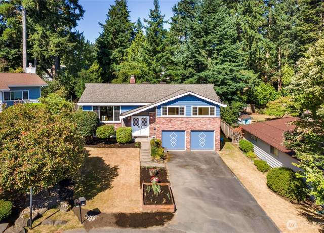 Property at 14528 Burke Ave N, Shoreline, WA 98133, 4 beds, 3 baths
