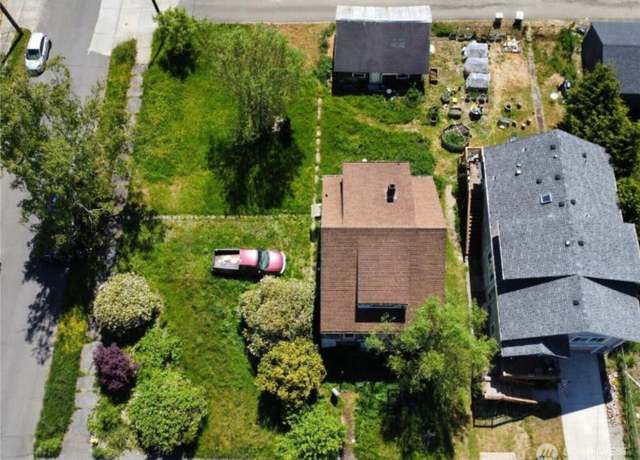Property at 1223 E 2nd St, Aberdeen, WA 98520, 5 beds, 2 baths