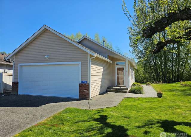 Property at 1250 Fenske Ln, Burlington, WA 98233, 2 beds, 1 bath