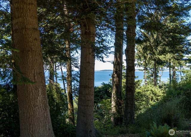 Property at 2140 Inverness Way, Coupeville, WA 98239, 3 beds, 1 bath