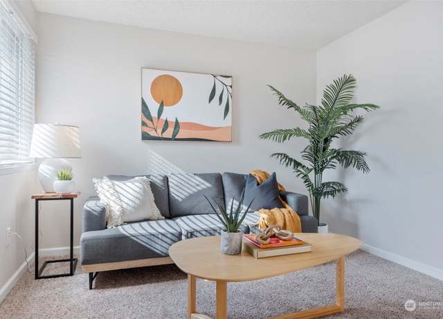 Property at 1519 22nd St NE, Auburn, WA 98002, 2 beds, 2 baths
