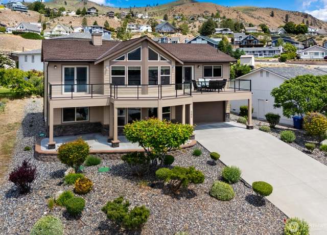 Property at 205 Butte Rd, Chelan, WA 98816, 3 beds, 3 baths