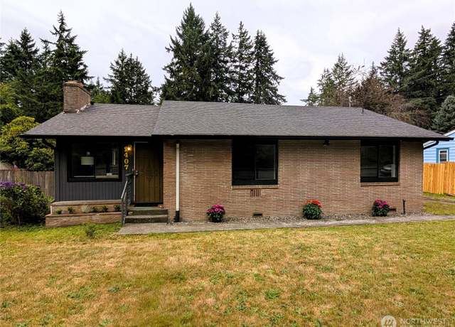 Property at 2407 Elliott Ave NW, Olympia, WA 98502, 3 beds, 2 baths