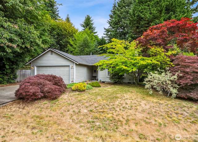 Property at 3712 Entrada Dr NE, Olympia, WA 98506, 3 beds, 2 baths