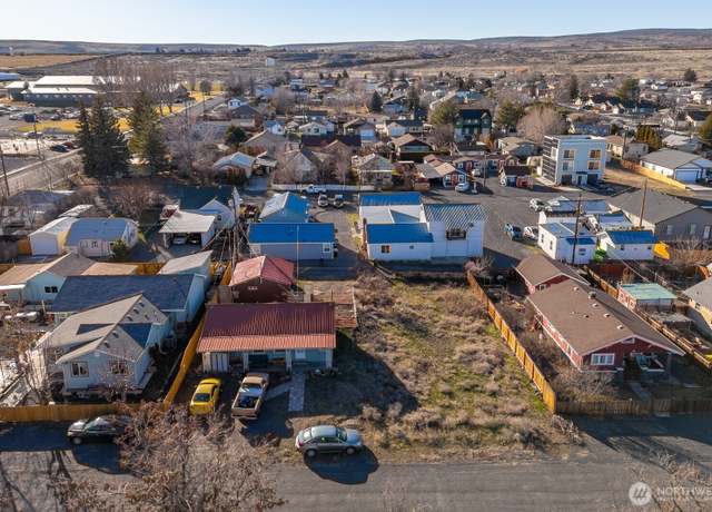 Property at 45 SW Birch, Soap Lake, WA 98851, 3 beds, 2 baths