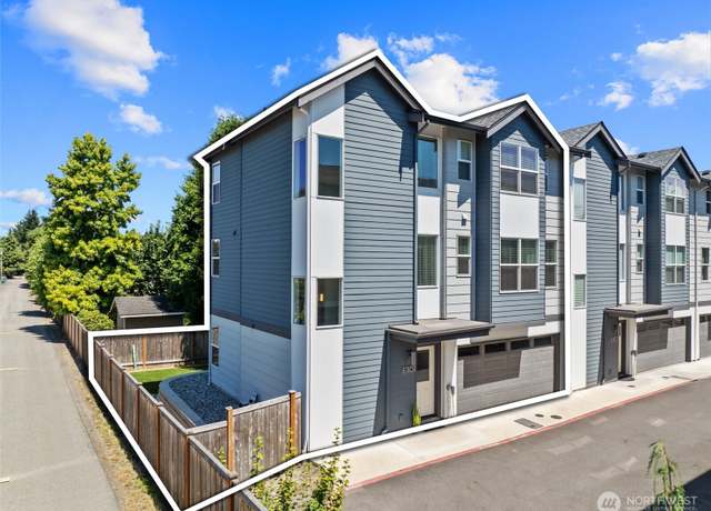 Property at 17417 W Main St Unit E101, Monroe, WA 98272, 4 beds, 3.5 baths