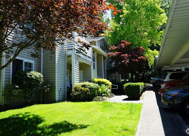 Property at 801 Rainier Ave N Unit B311, Renton, WA 98057, 2 beds, 1 bath
