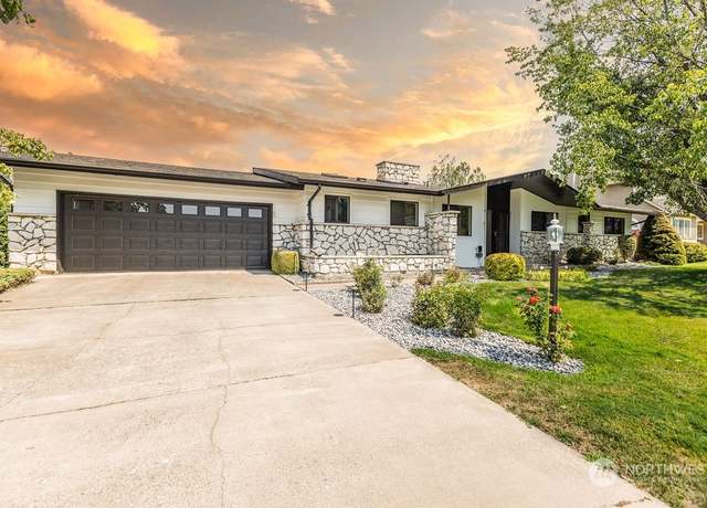 Property at 755 Wauna Vista Dr, Walla Walla, WA 99362, 5 beds, 3 baths