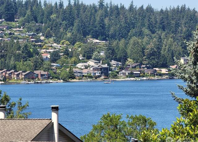 Property at 4165 SE 178th Ln SE #207, Bellevue, WA 98008, 3 beds, 2 baths
