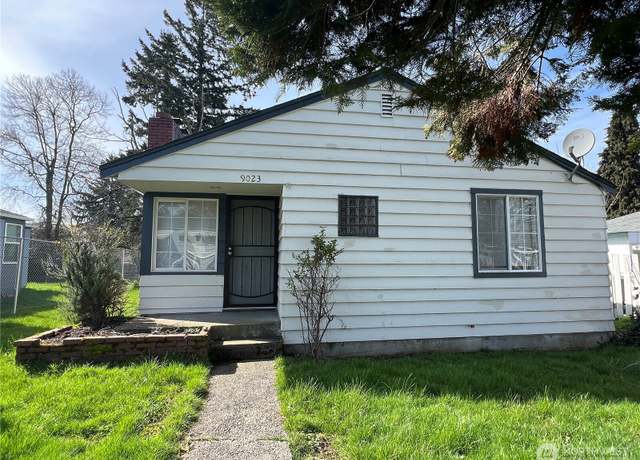 Property at 9023 37th Ave S, Seattle, WA 98118, 2 beds, 1 bath