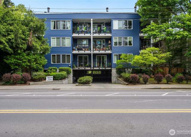 Property at 18210 73rd Ave NE #101, Kenmore, WA 98028, 3 beds, 2 baths