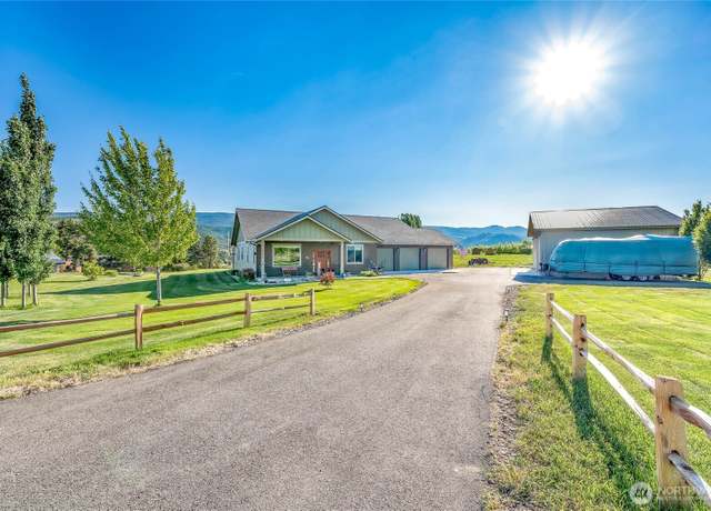 Property at 4266 Jim Smith Rd, Wenatchee, WA 98801, 3 beds, 2 baths