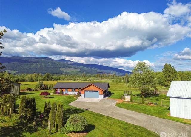 Property at 965 Fruitdale Rd, Sedro Woolley, WA 98284, 3 beds, 2 baths