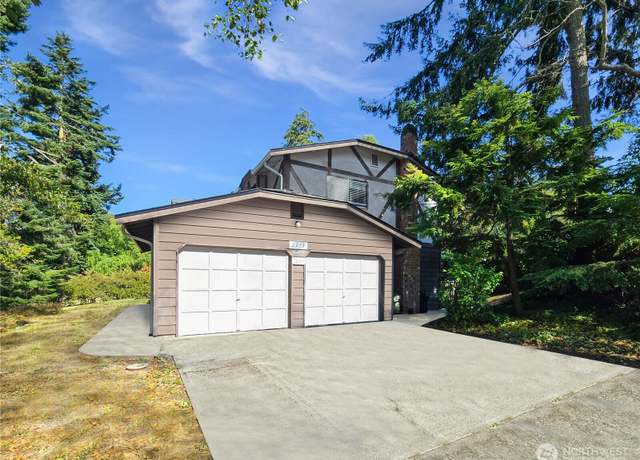 Property at 2283 Darvic Pl, Oak Harbor, WA 98277, 3 beds, 2.5 baths