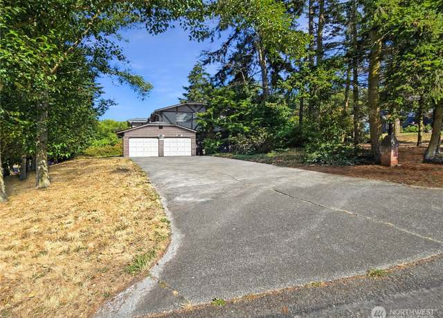 Property at 2283 Darvic Pl, Oak Harbor, WA 98277, 3 beds, 2.5 baths