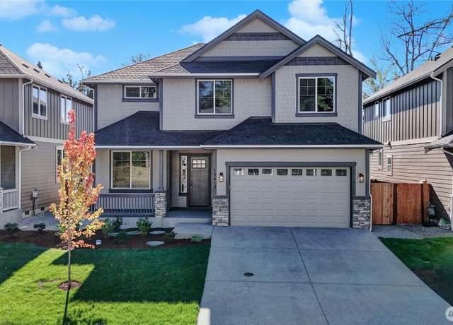 Property at 15412 131st Ave E, Puyallup, WA 98374, 3 beds, 2.5 baths