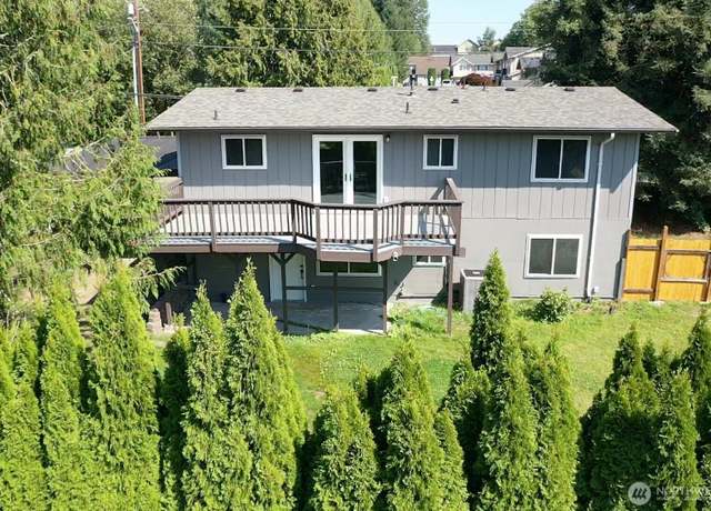 Property at 1626 127th Ave NE, Lake Stevens, WA 98258, 4 beds, 2 baths