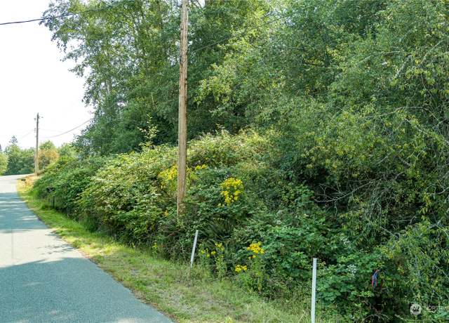 Property at 1 XXX Honeymoon - Lake Dr, Greenbank, WA 98253