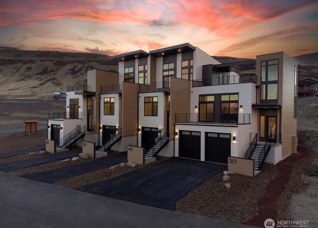 Property at 30 Chinook Dr, Vantage, WA 98950, 3 beds, 3.5 baths